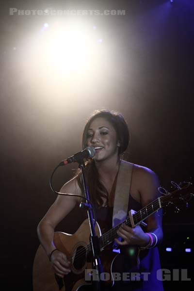 ALEX G - 2012-10-08 - PARIS - La Maroquinerie - Alexandra Teresa Blue